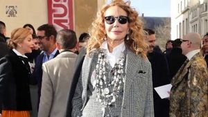 Dior Dévoile une Collection Couture Élégante sous le Regard de Célébrités Chic